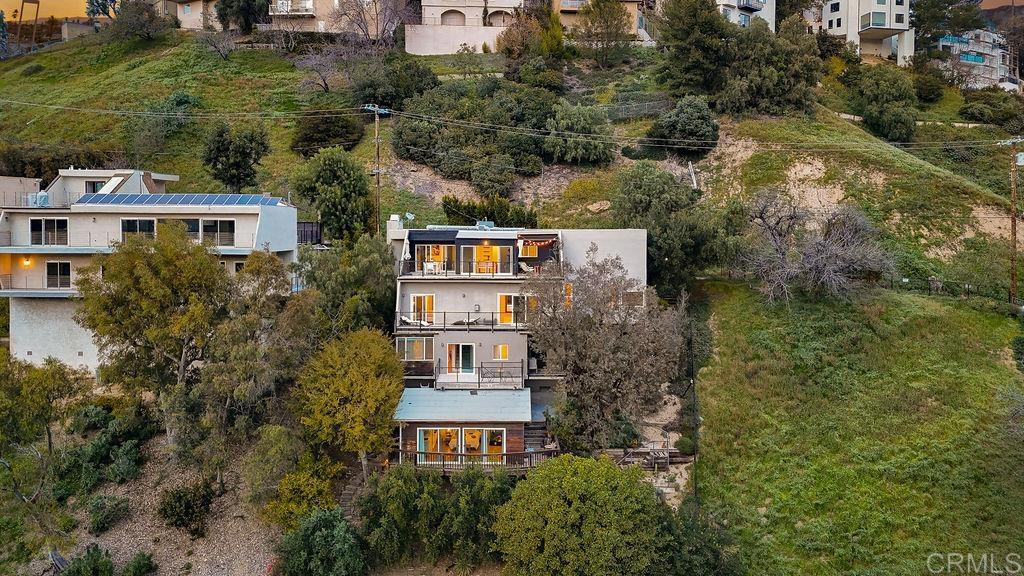 3866 Alta Mesa Drive