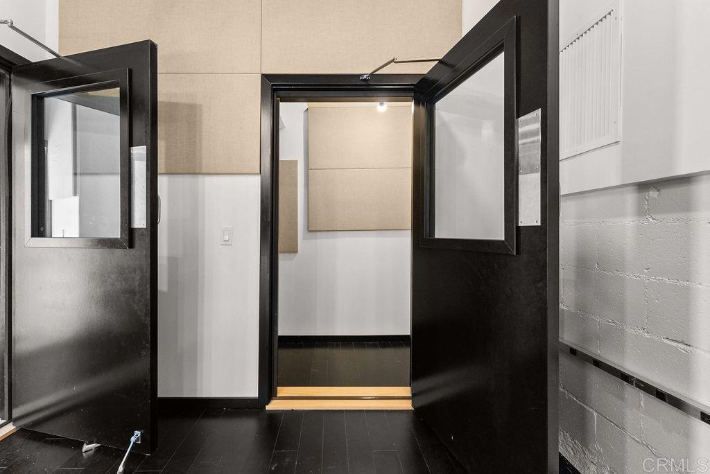 3866 Alta Mesa Drive