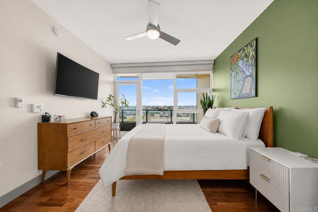 1325 Pacific Highway 1407