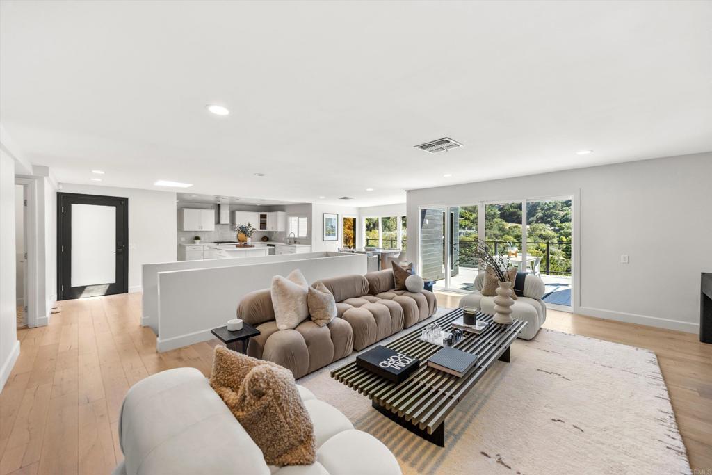 3866 Alta Mesa Drive
