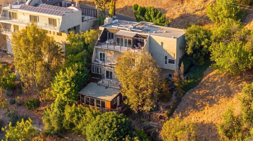 3866 Alta Mesa Drive
