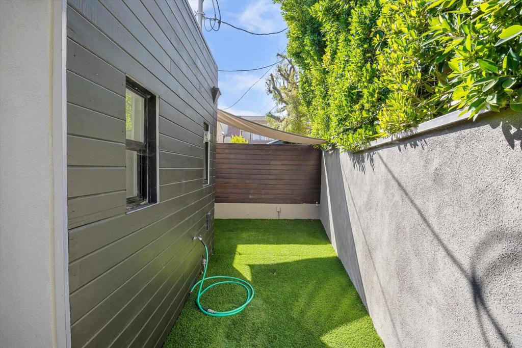 3866 Alta Mesa Drive