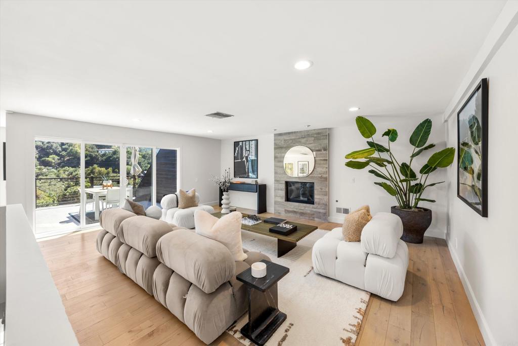 3866 Alta Mesa Drive