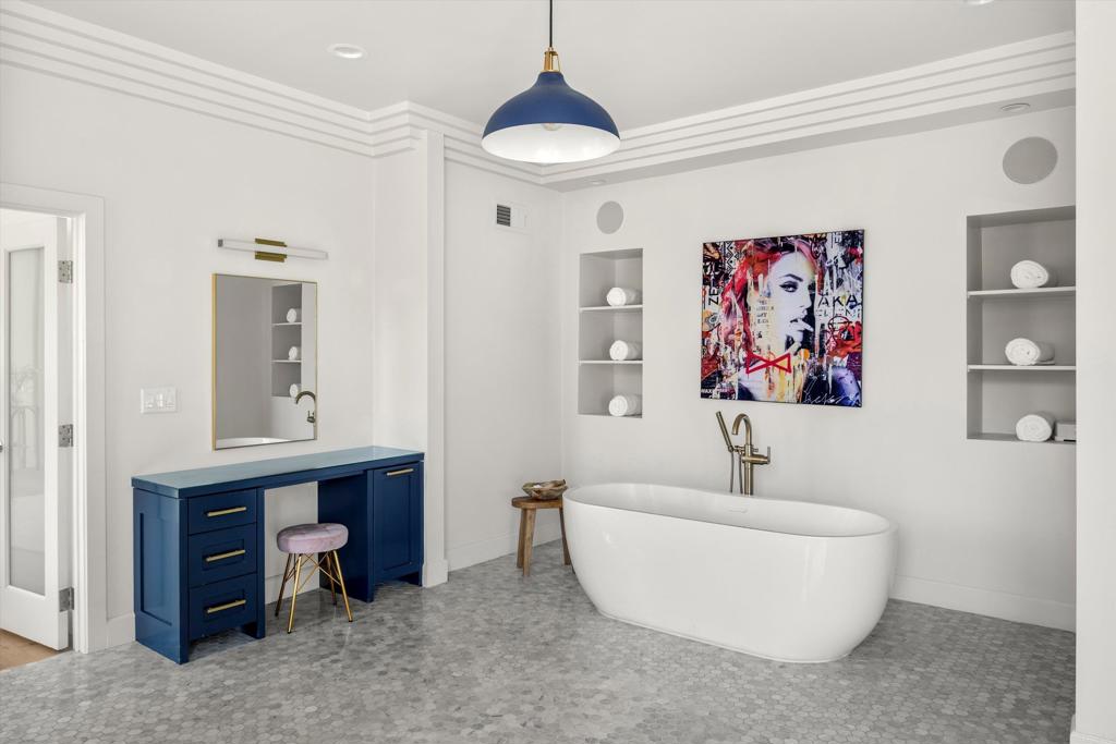 3866 Alta Mesa Drive