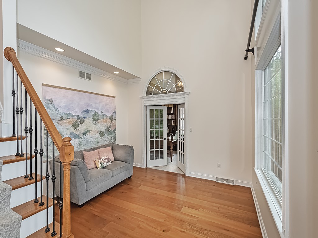 906 Big Bear Court