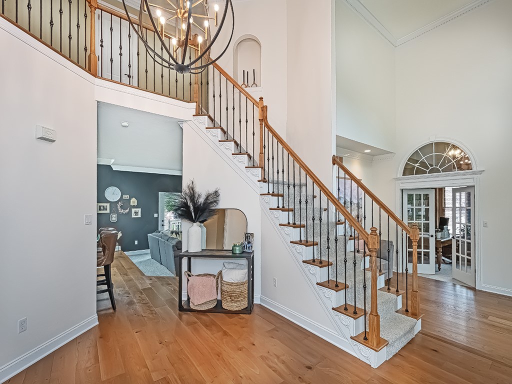 906 Big Bear Court