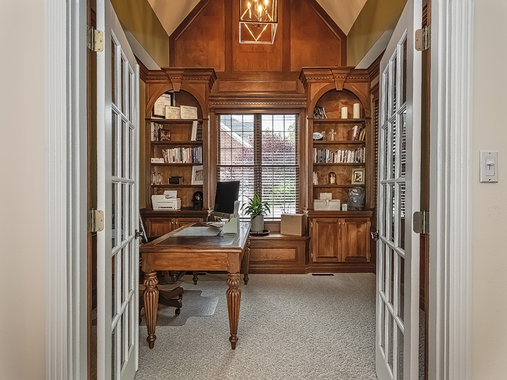 906 Big Bear Court