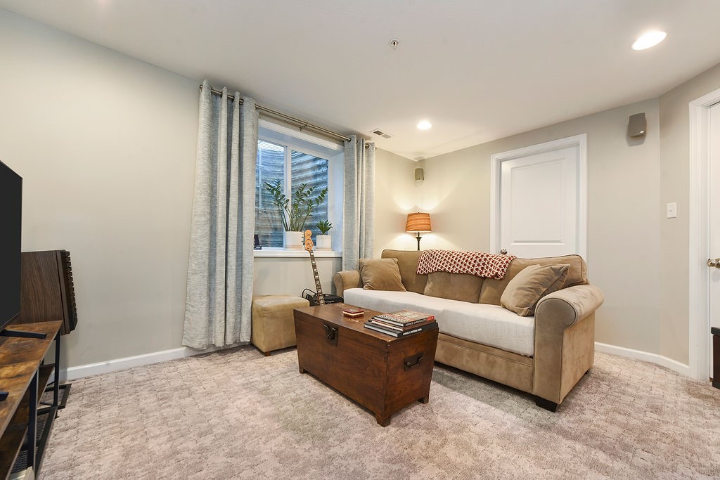 3095 Raintree Drive