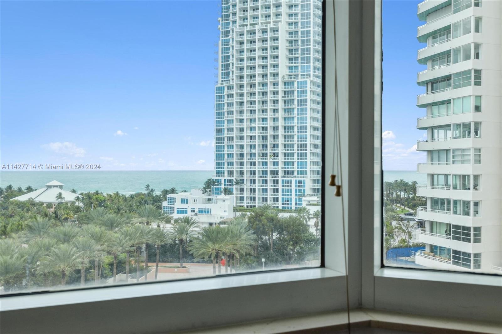 300 S Pointe Dr Unit: 907