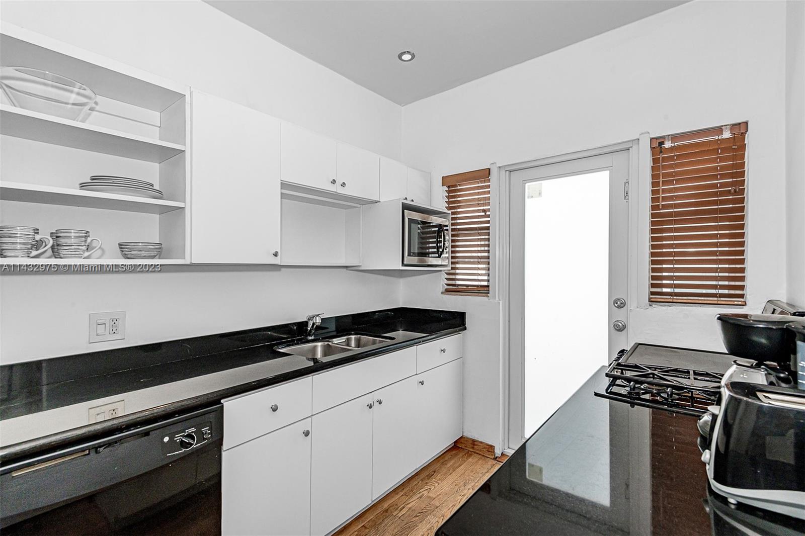 1540 Euclid Ave Unit: 101
