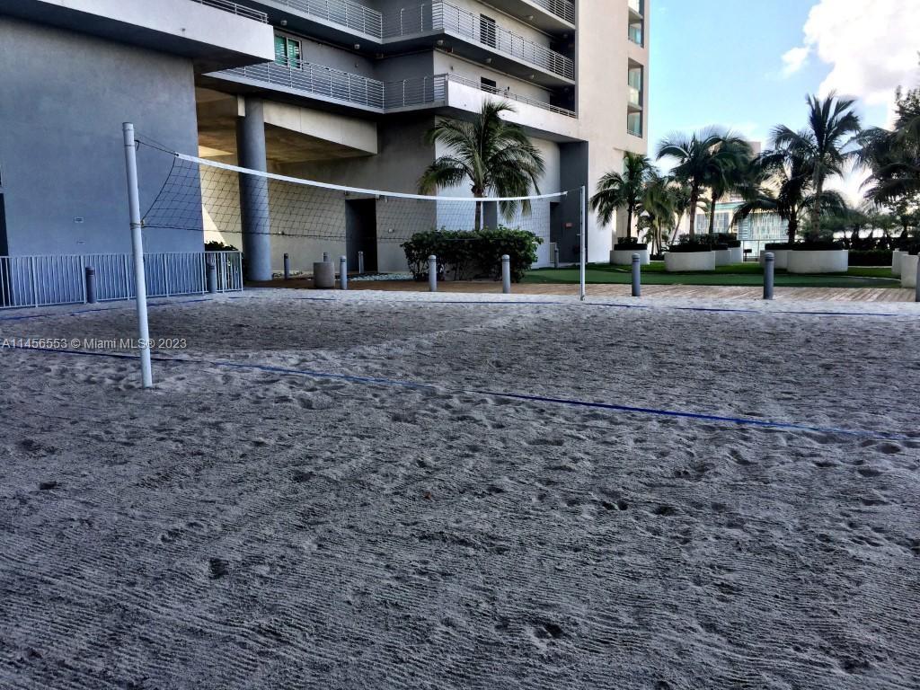 888 Biscayne Blvd Unit: 1809