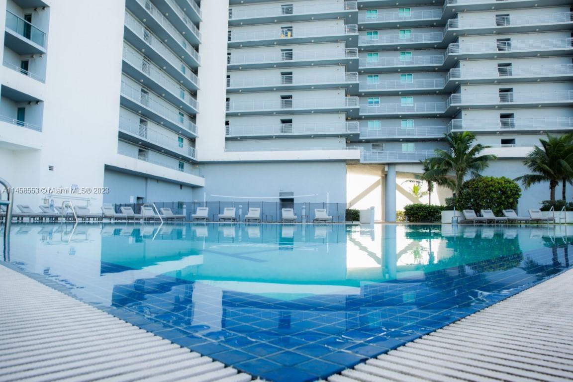 888 Biscayne Blvd Unit: 1809
