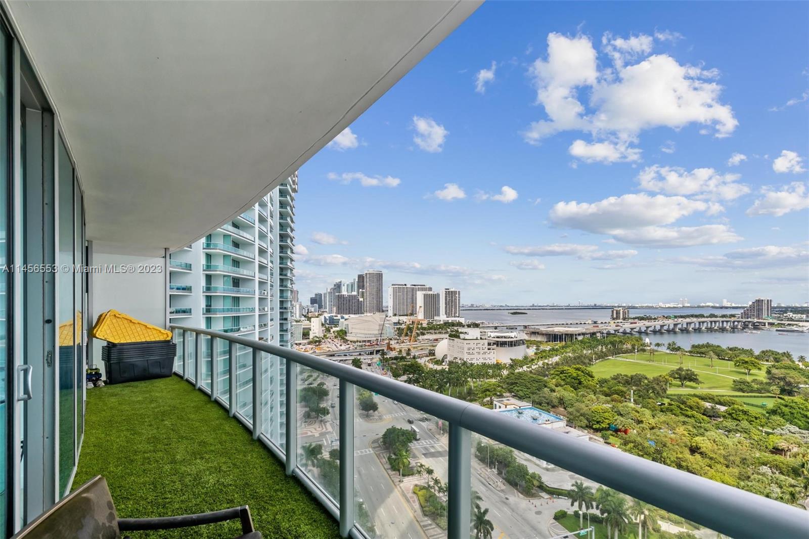 888 Biscayne Blvd Unit: 1809