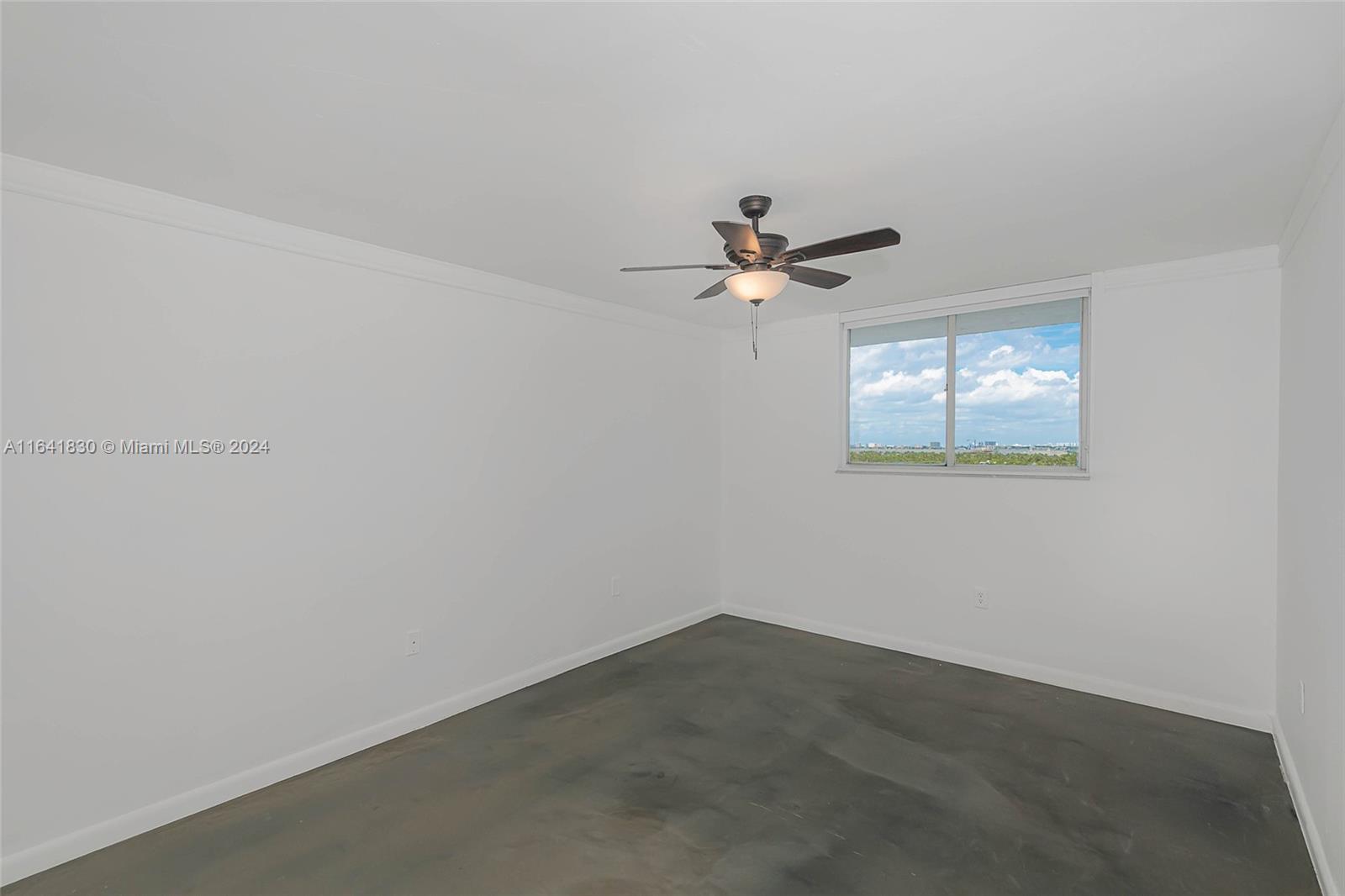1688 West Ave # 07 Unit: PH-07