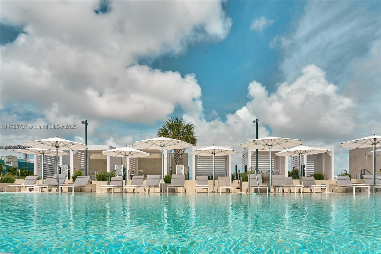 300 S Biscayne Blvd # 2505