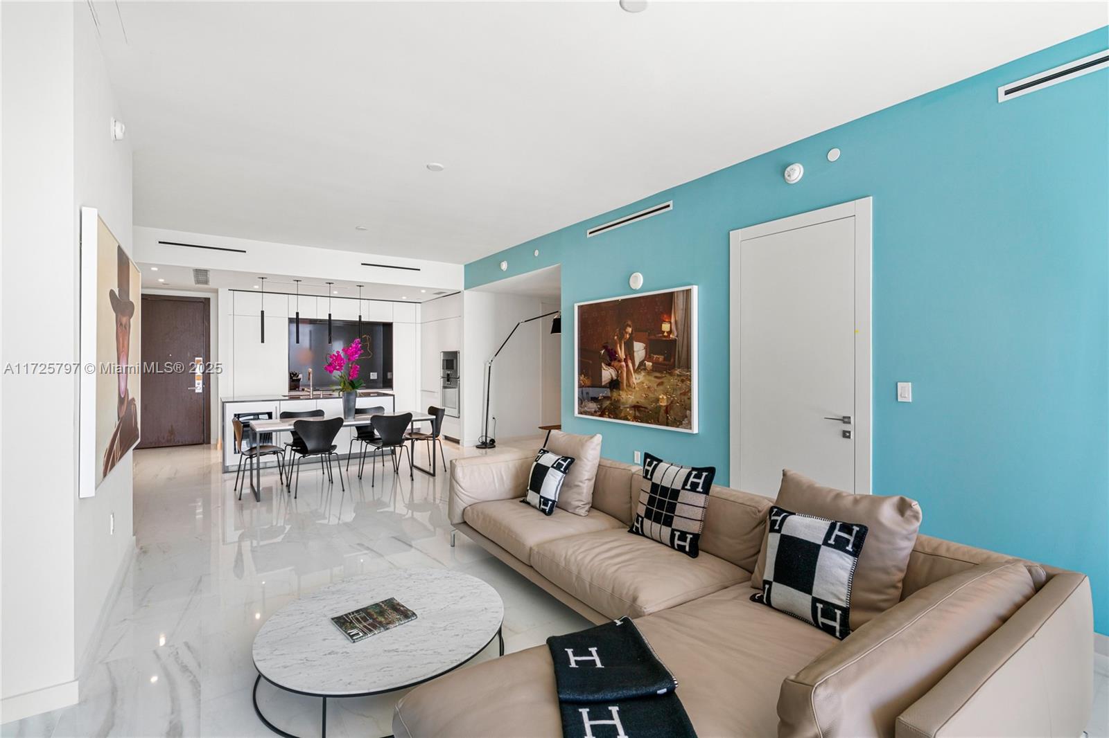 300 S Biscayne Blvd # 2505