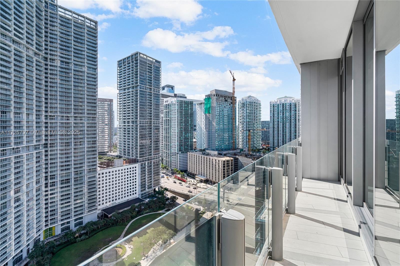 300 S Biscayne Blvd # 2505