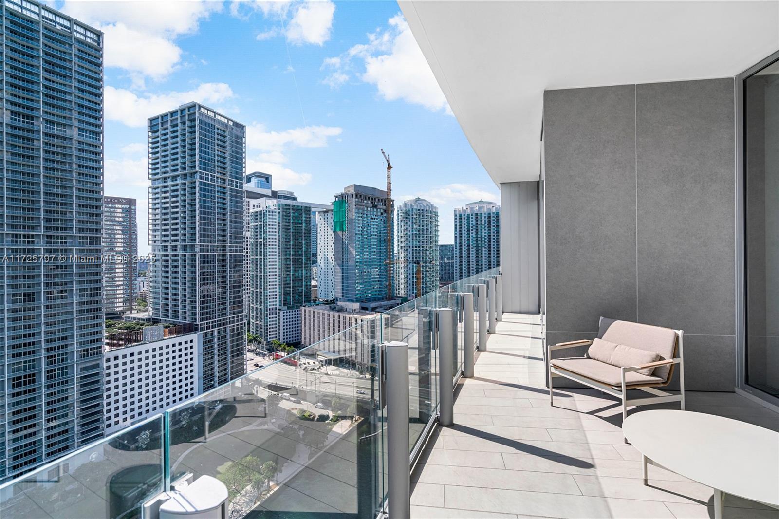 300 S Biscayne Blvd # 2505