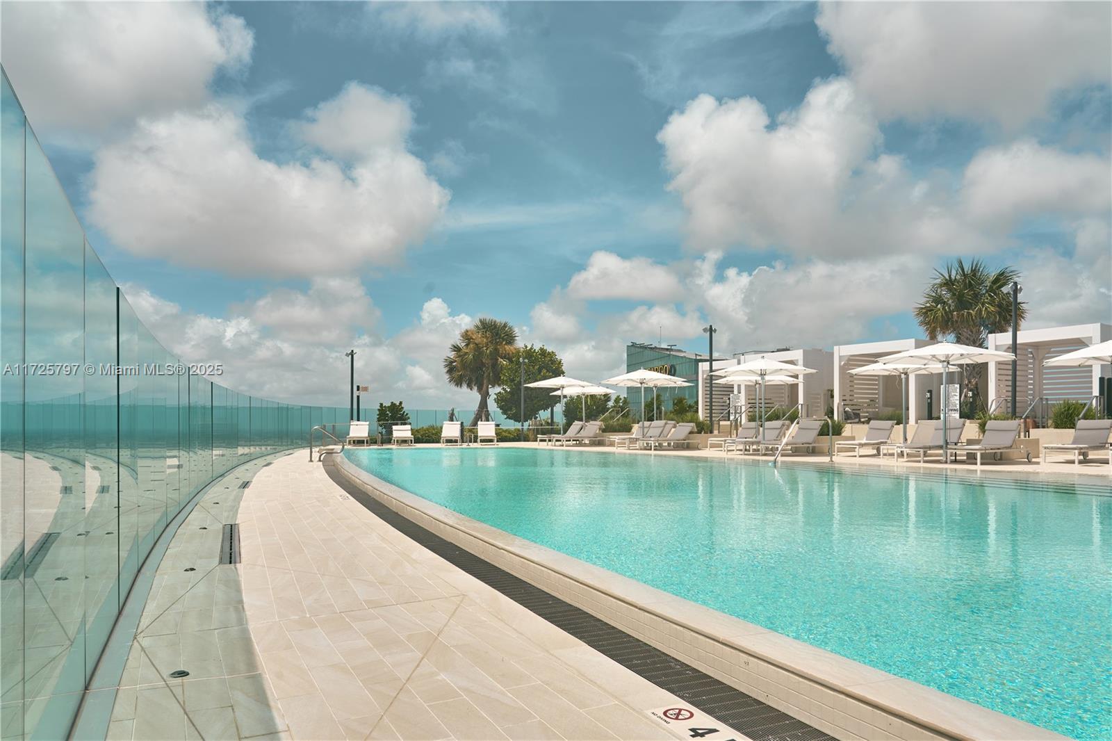 300 S Biscayne Blvd # 2505