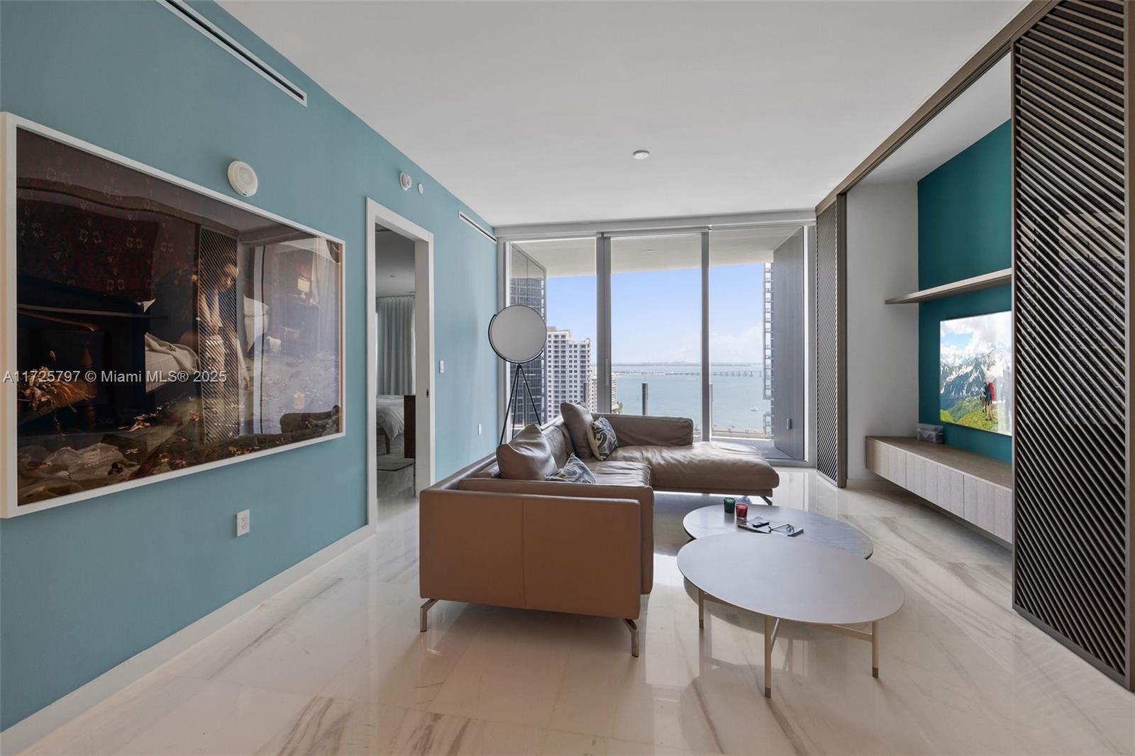 300 S Biscayne Blvd # 2505