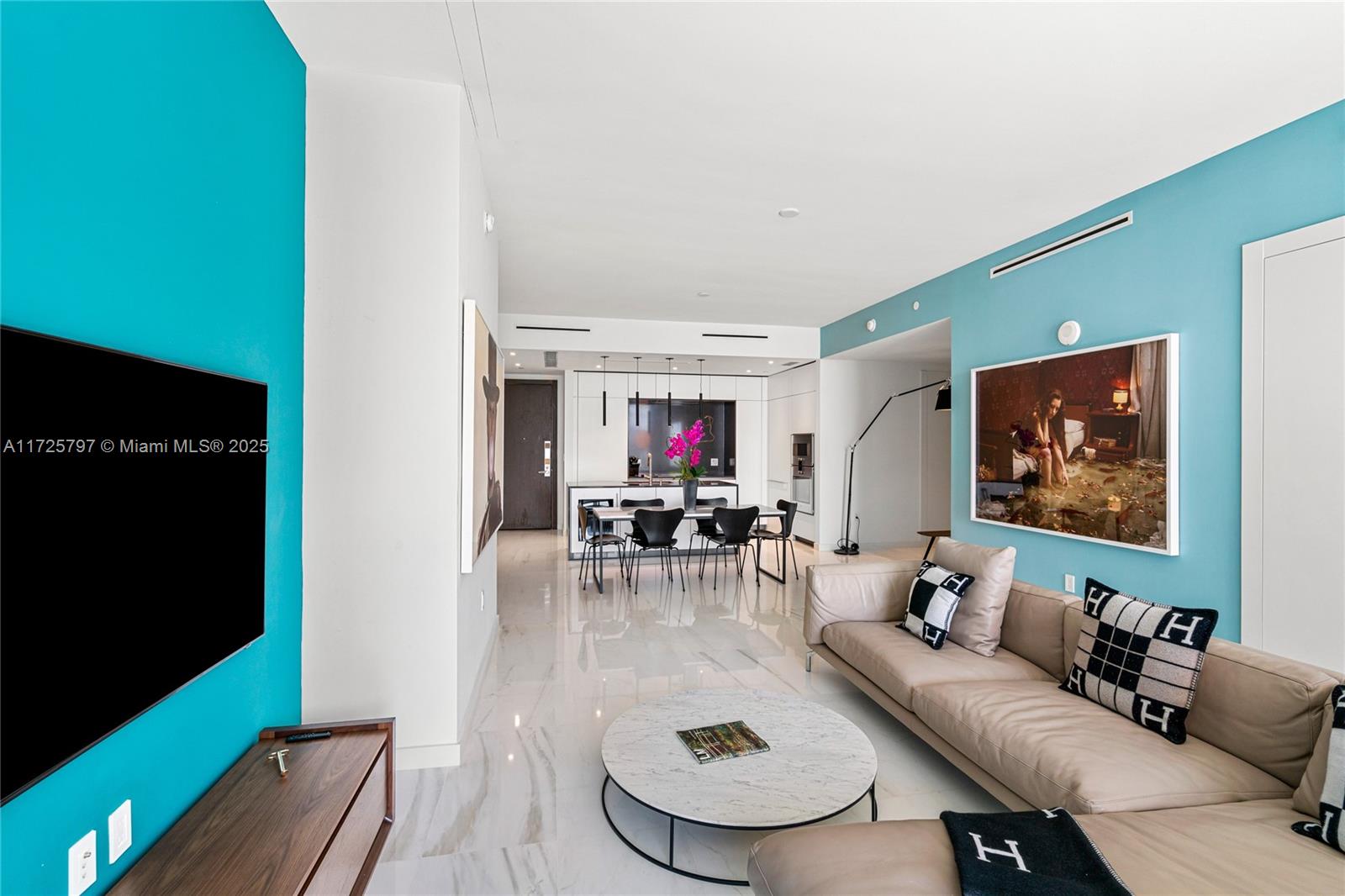 300 S Biscayne Blvd # 2505