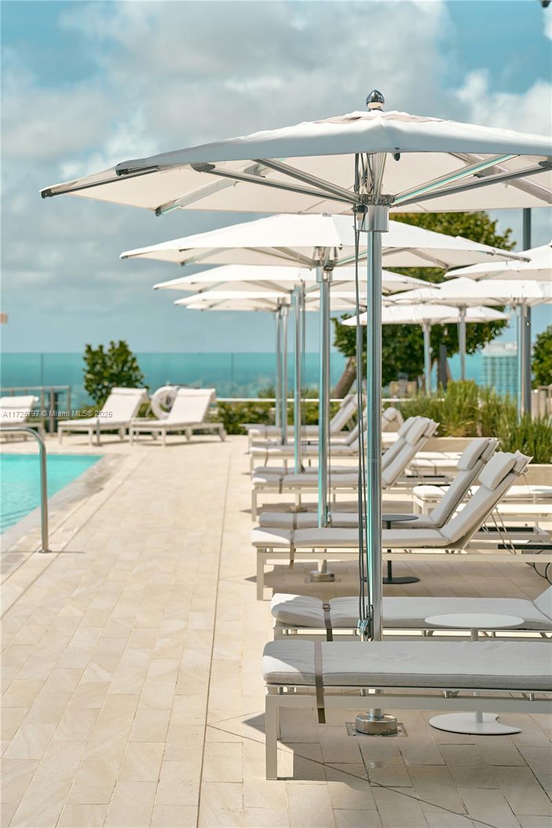 300 S Biscayne Blvd # 2505