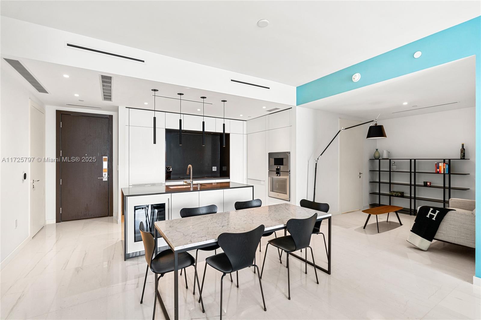 300 S Biscayne Blvd # 2505