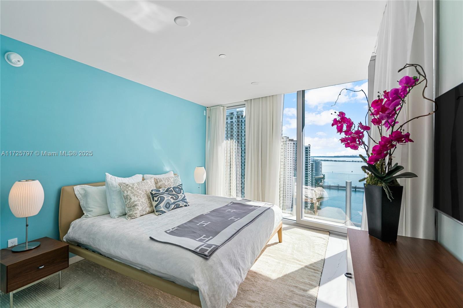 300 S Biscayne Blvd # 2505