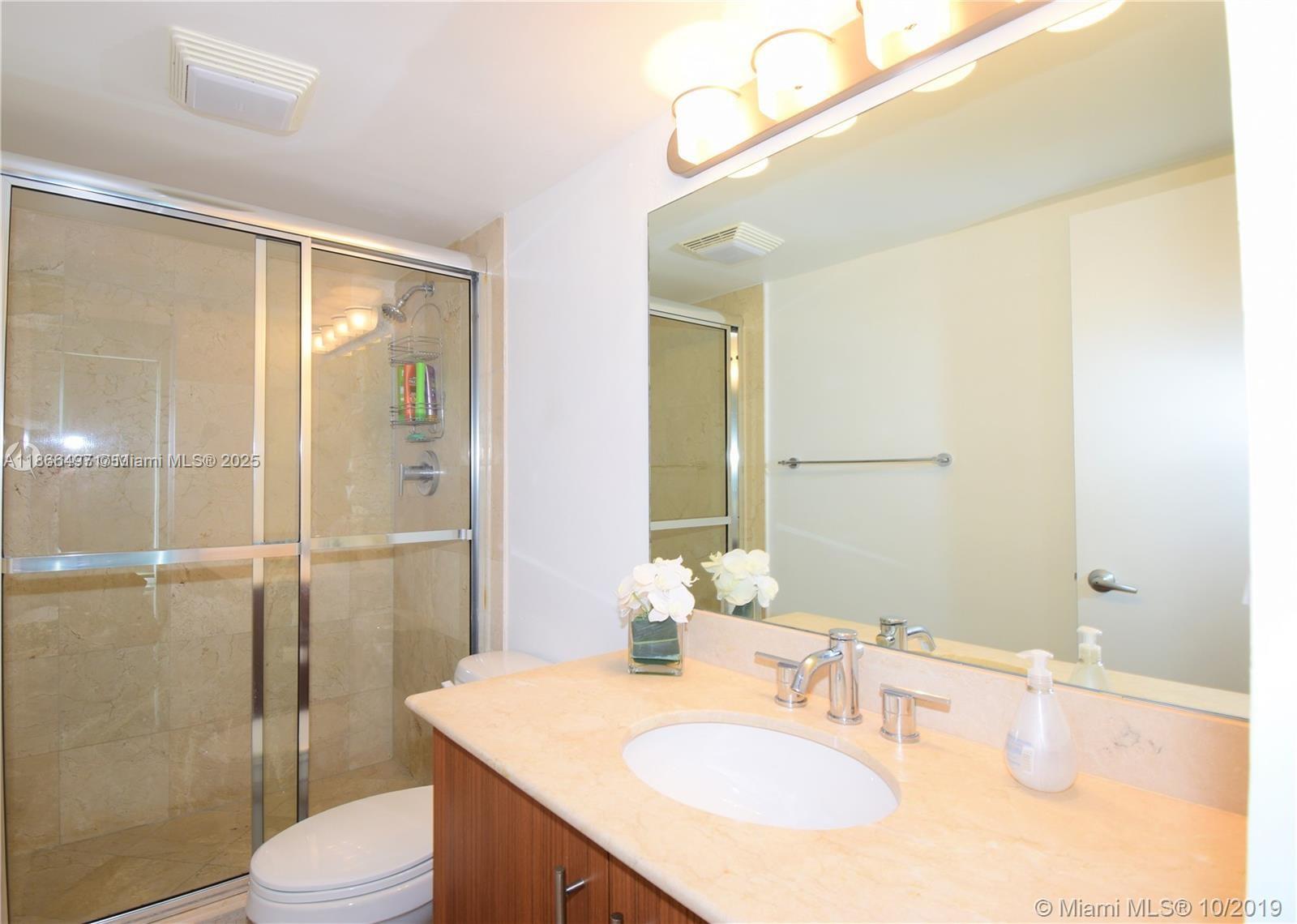 10275 Collins Ave # 521