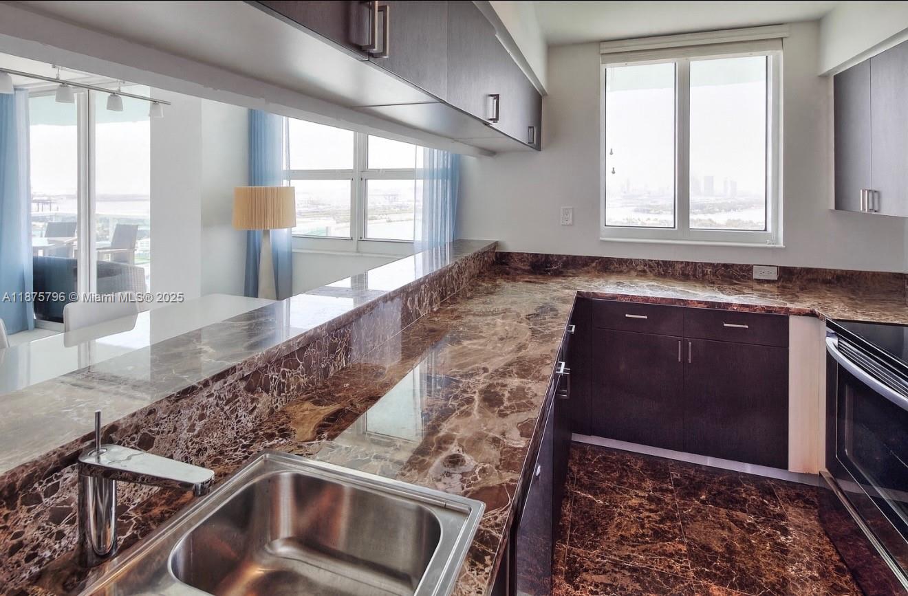 650 West Ave # 2801