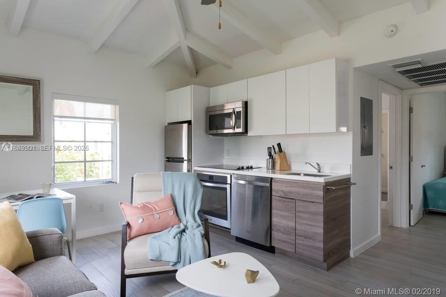 1450 Meridian Ave # 201