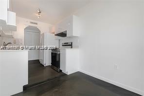 1688 West Ave # 07 Unit: PH-07