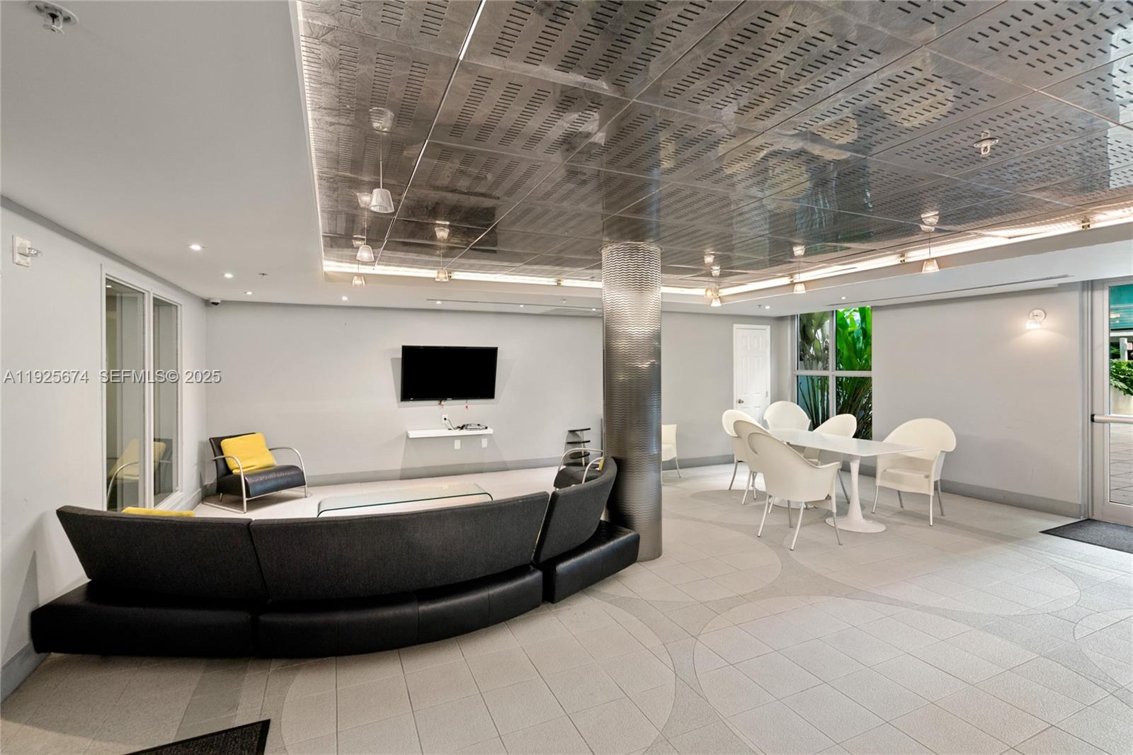 110 Washington Ave # 2309