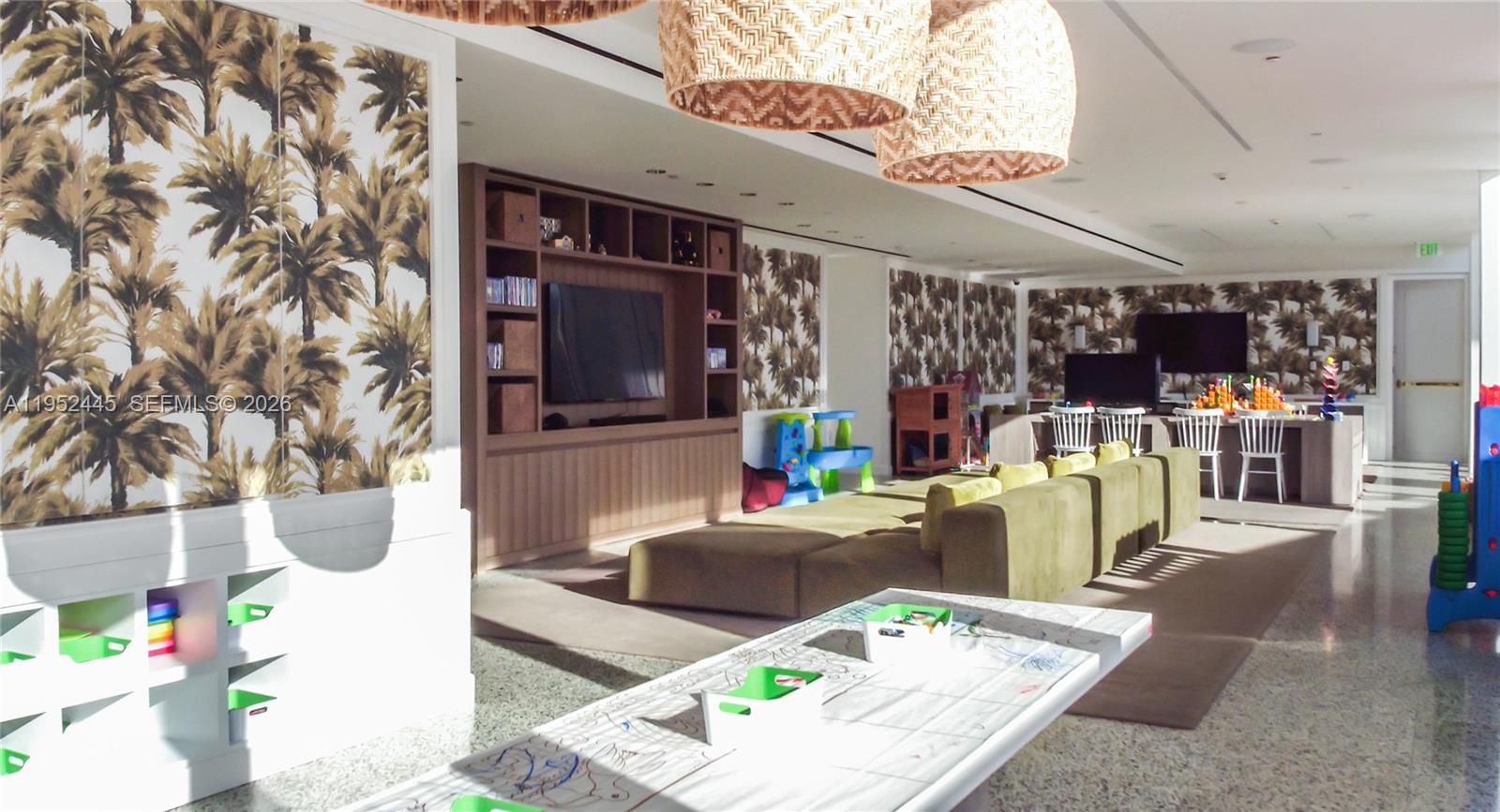 9001 Collins Ave # 605 Unit: S-605