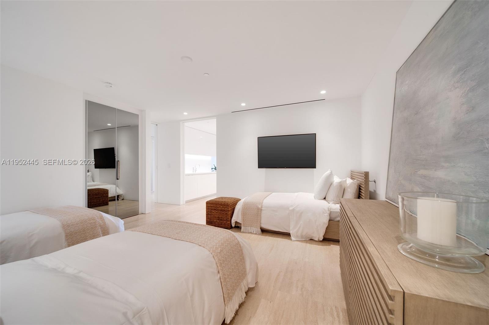 9001 Collins Ave # 605 Unit: S-605