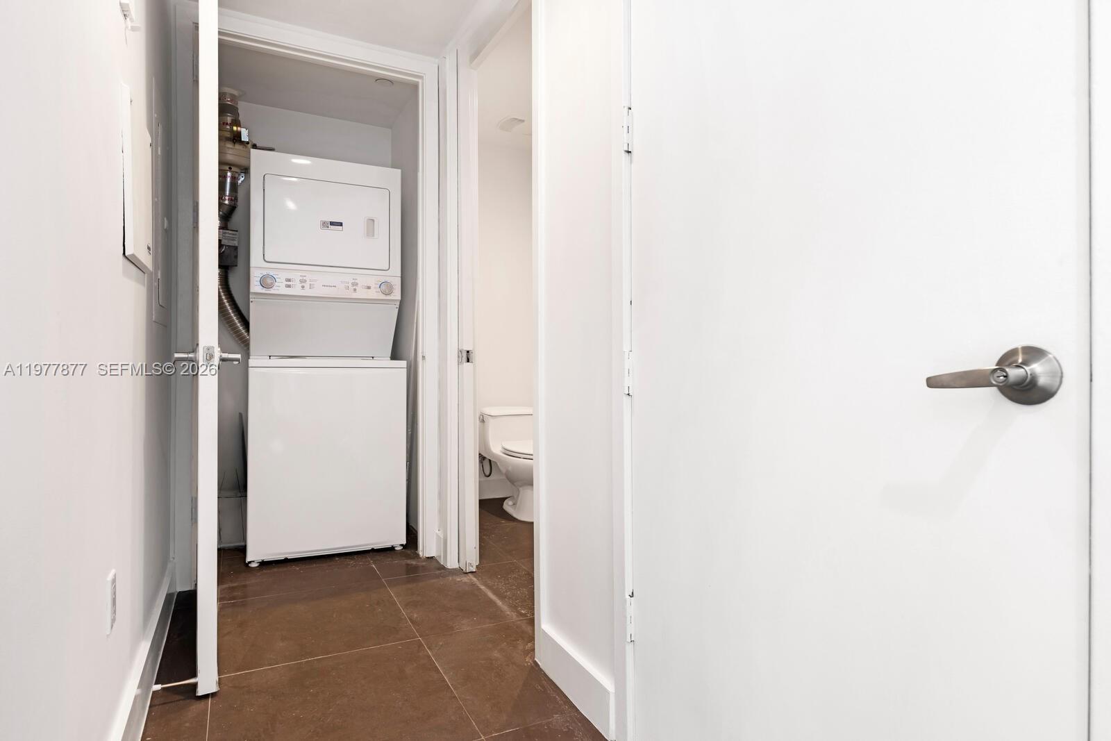 1040 Biscayne Blvd # 4208