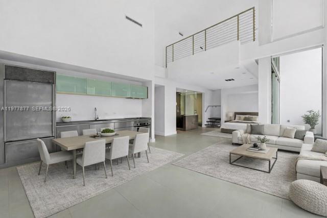 1040 Biscayne Blvd # 4208