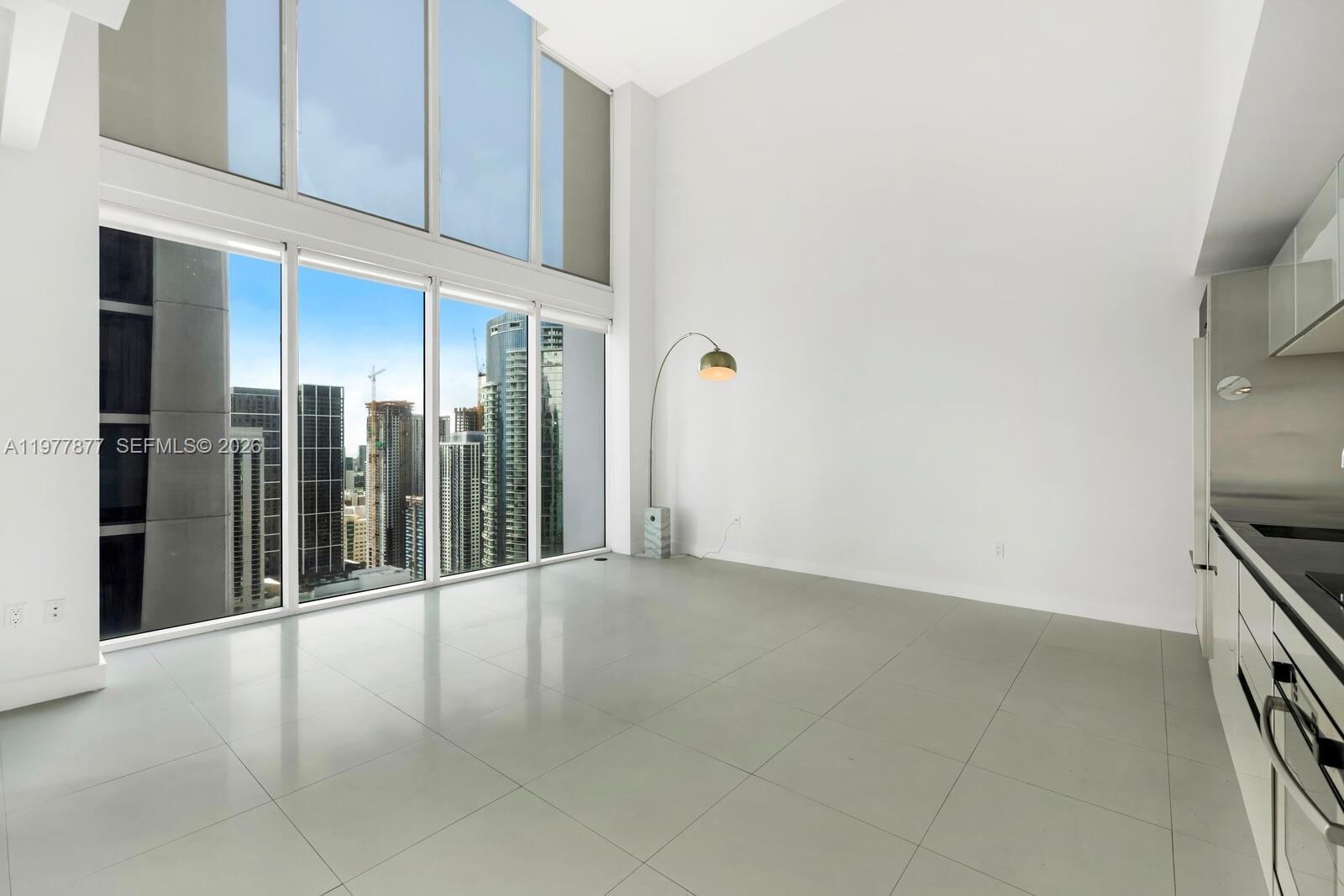 1040 Biscayne Blvd # 4208