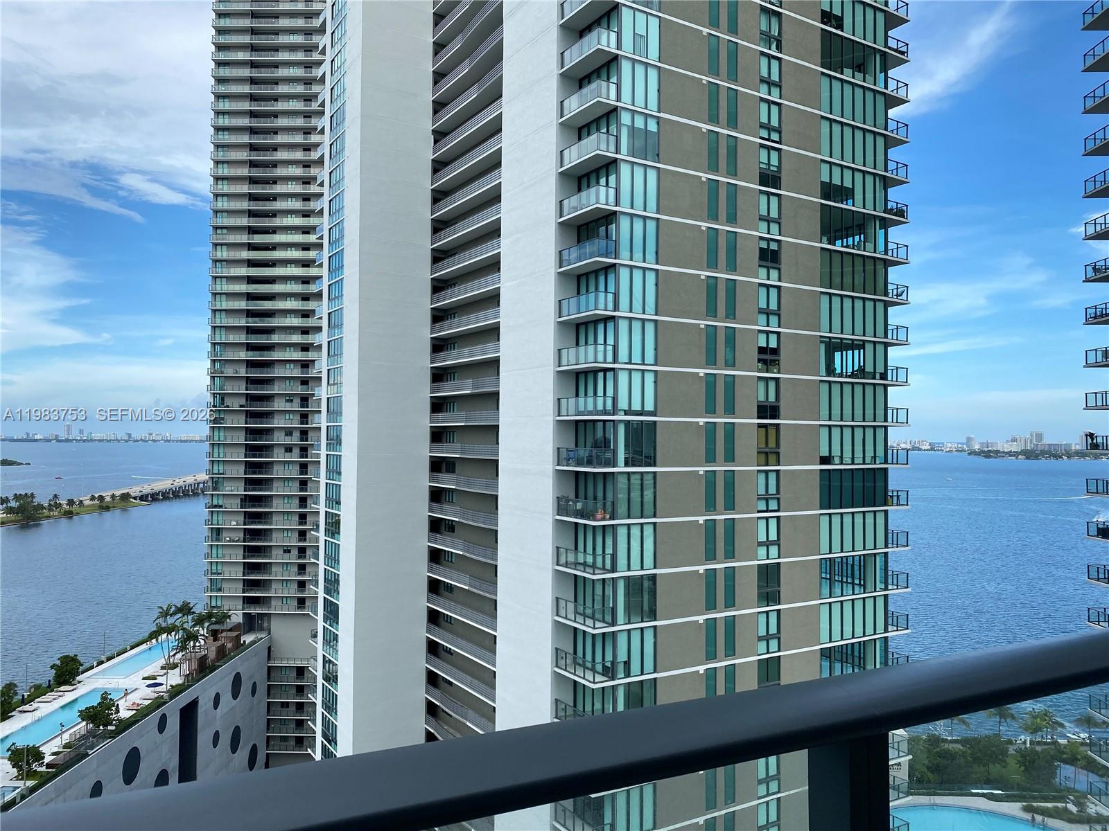 501 NE 31st St # 1905