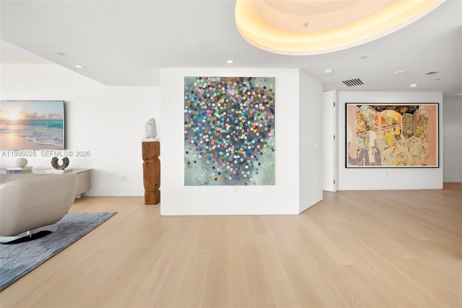 100 S Pointe Dr Unit: 1906/07