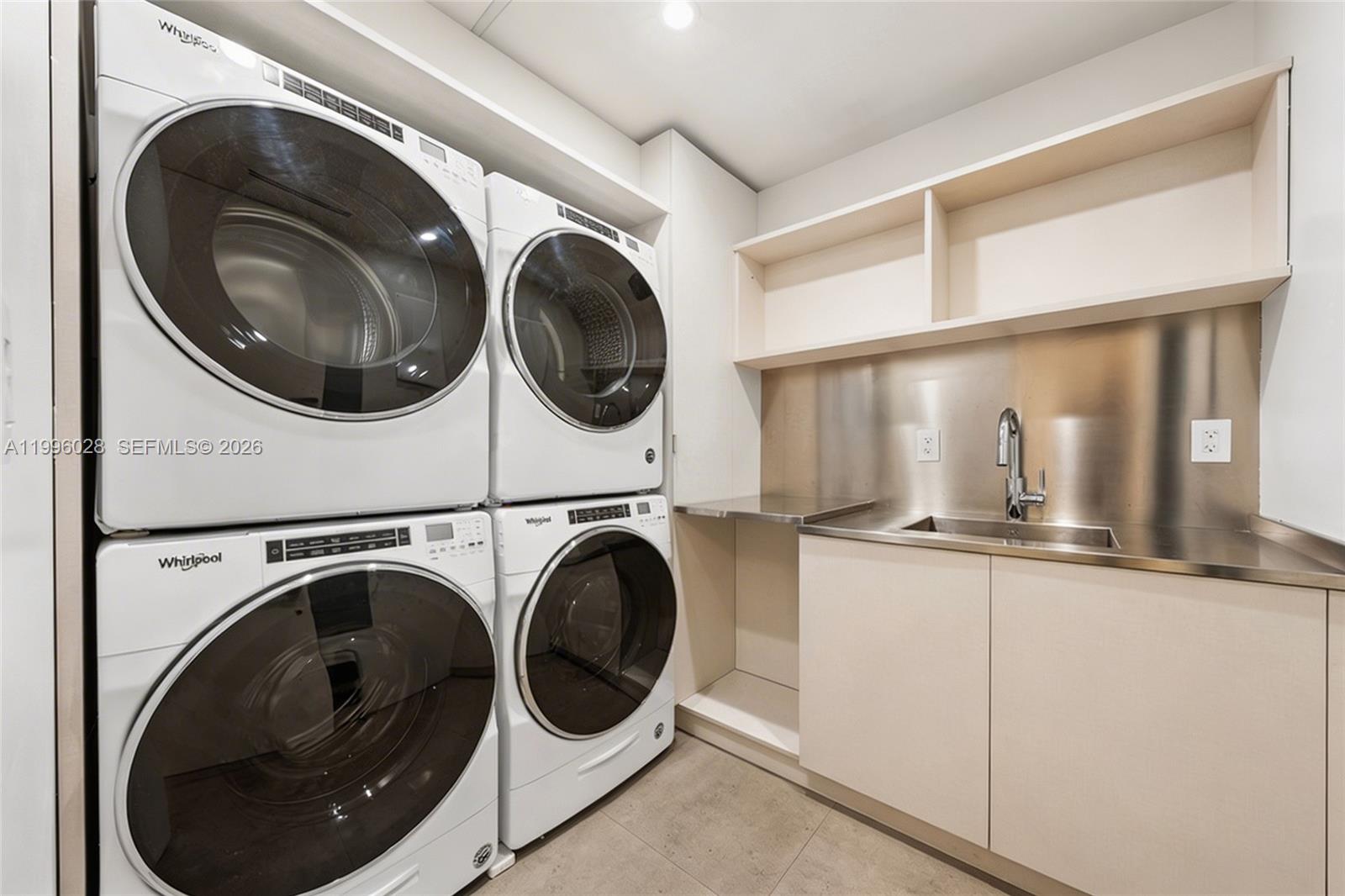 100 S Pointe Dr Unit: 1906/07