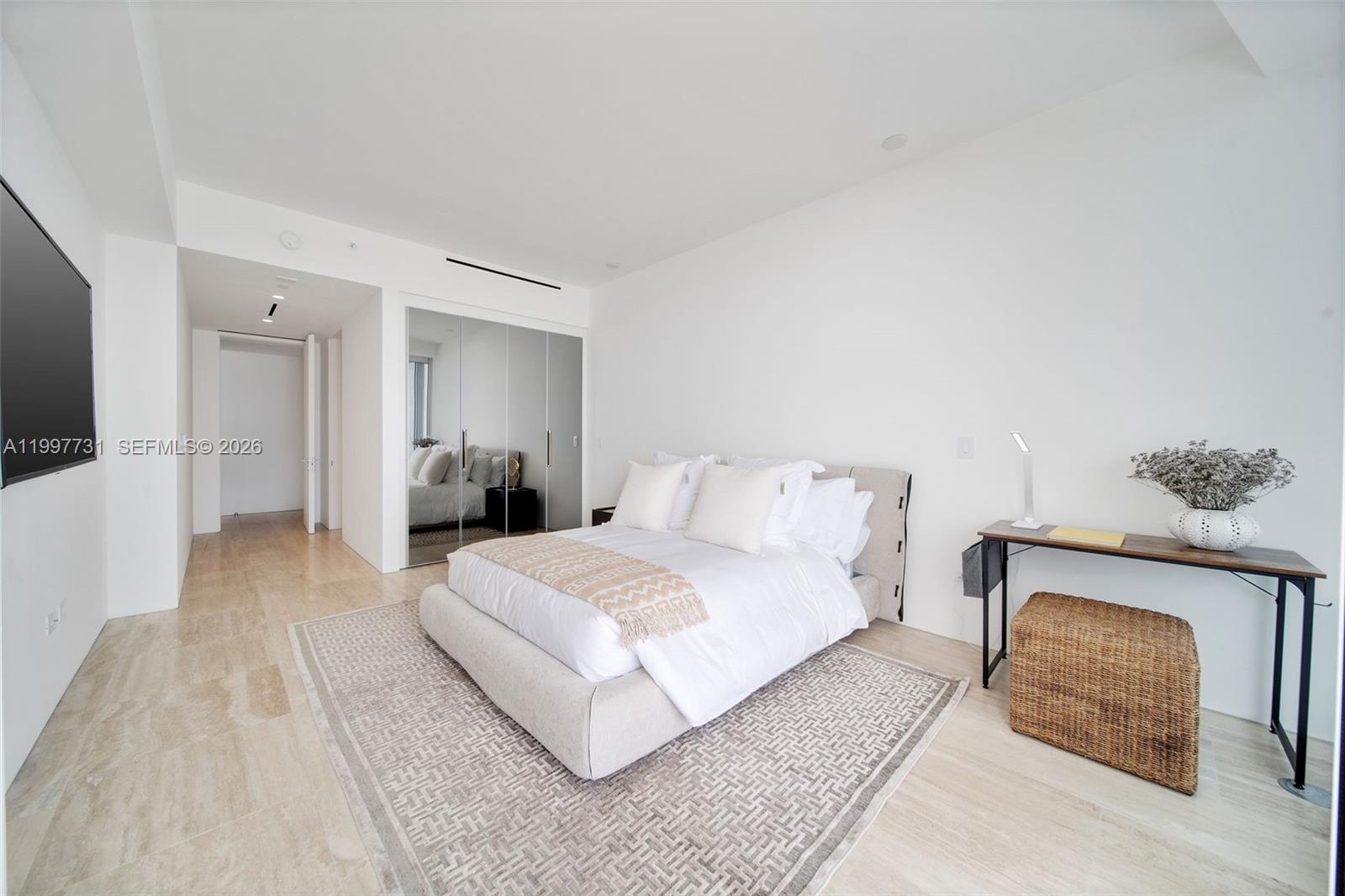 9001 Collins Ave # 605 Unit: S-605