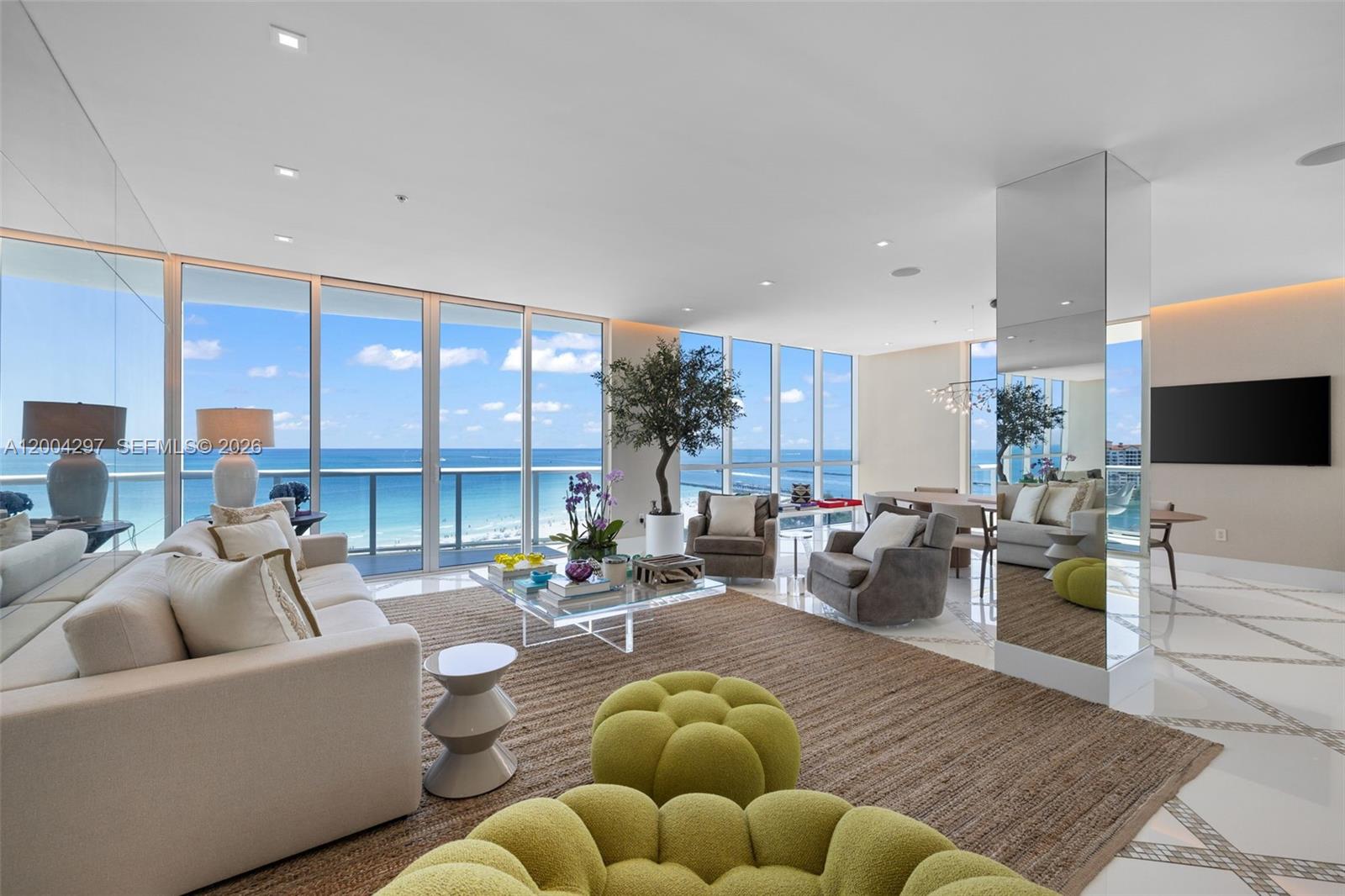 50 S Pointe Dr Unit: 1502/03