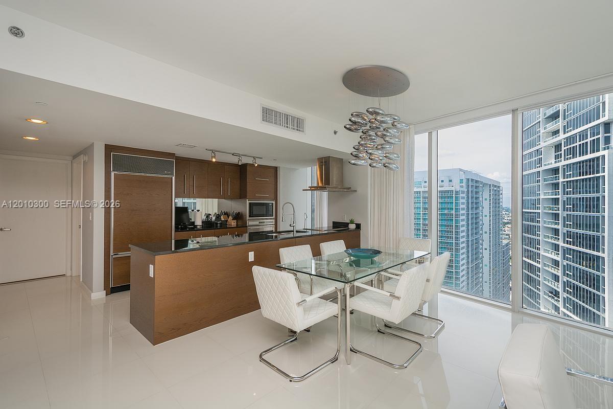 495 Brickell Ave # 3710