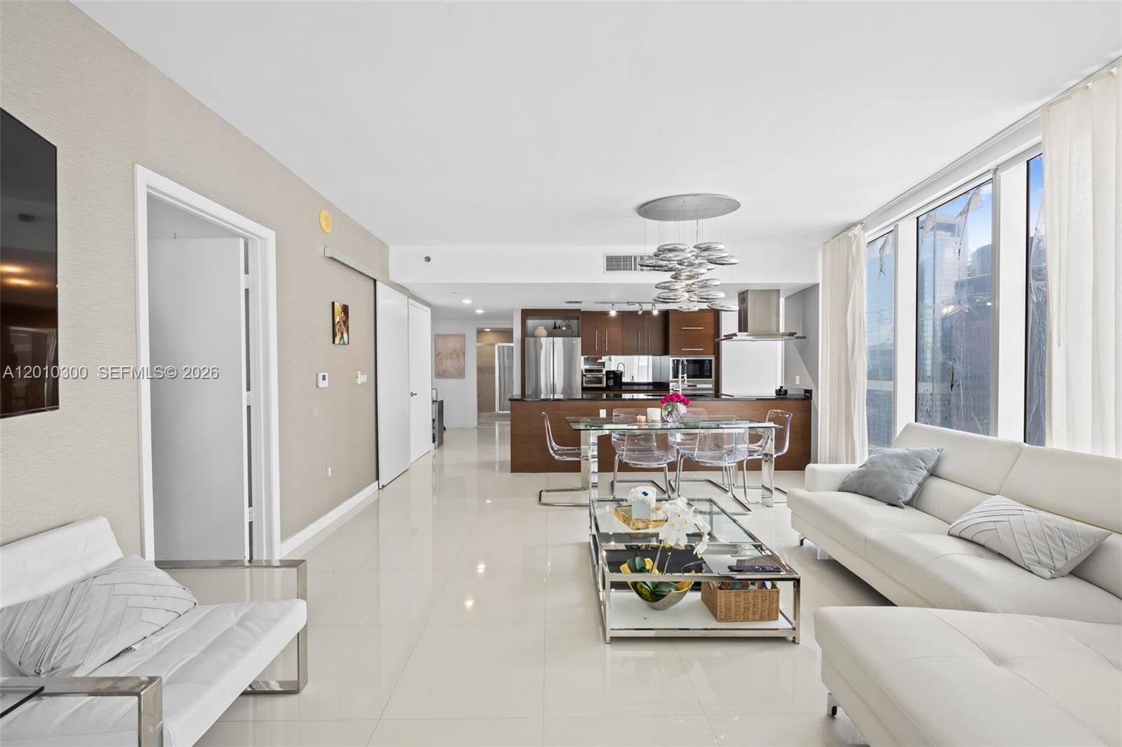 495 Brickell Ave # 3710