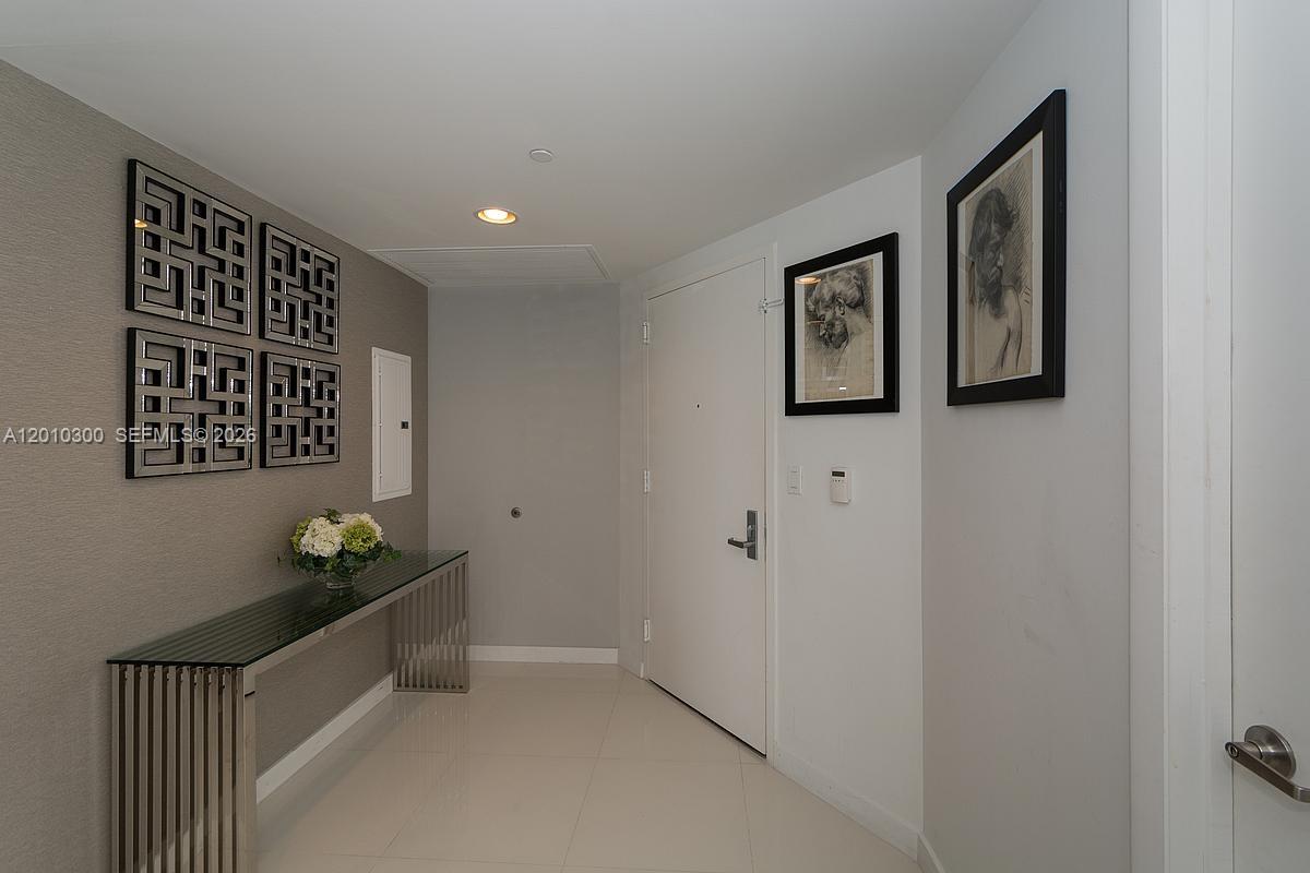 495 Brickell Ave # 3710