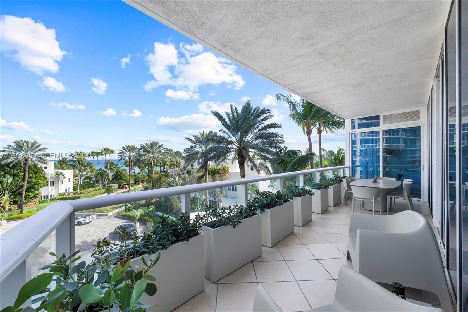 100 S Pointe Dr # 509
