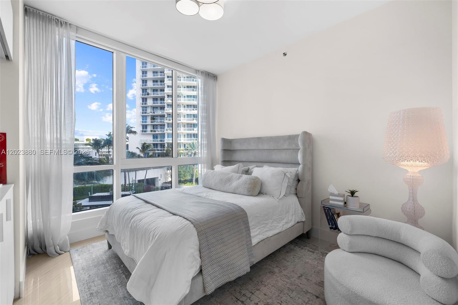 100 S Pointe Dr # 509
