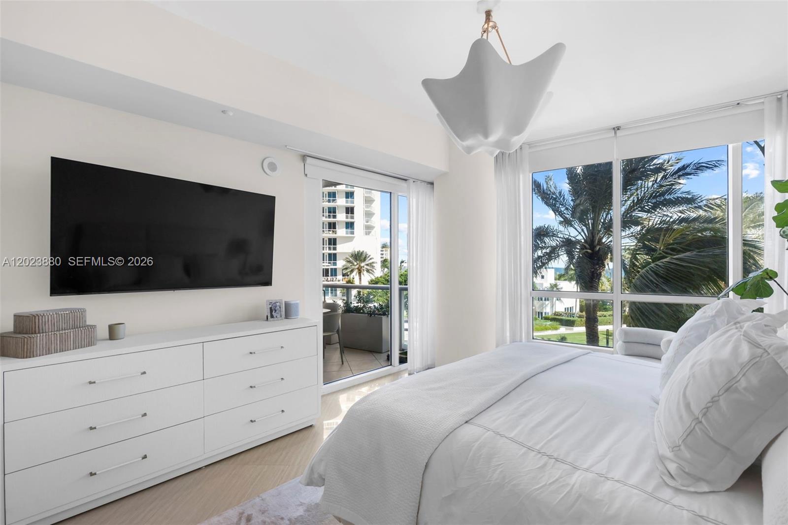 100 S Pointe Dr # 509