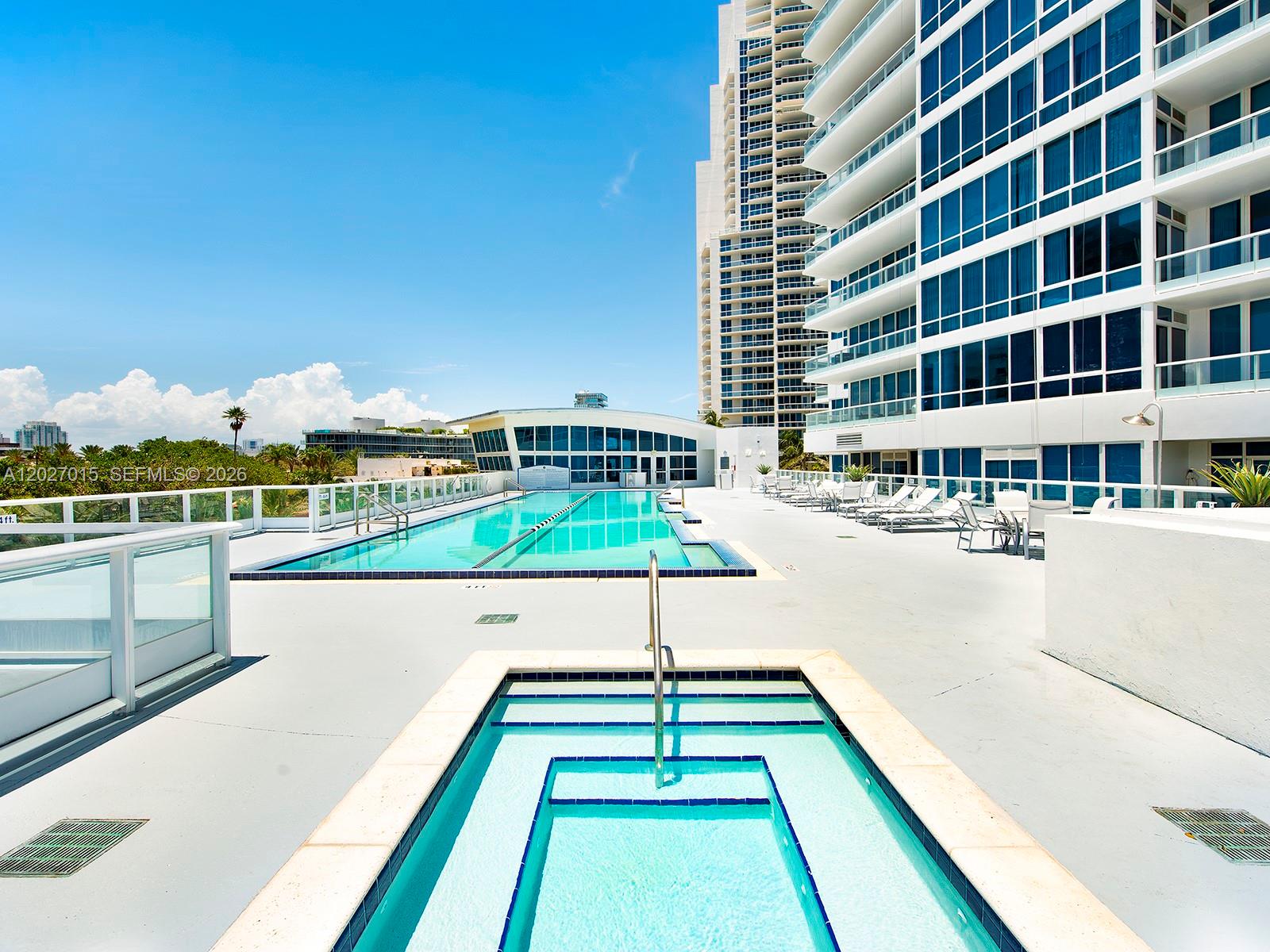 100 S Pointe Dr # 3407